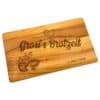 Personalisiertes Holzbrett mit Gravur